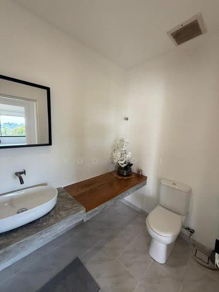 Bungalow House for Rent in Bangsar (Kuala Lumpur) - Hugo Gooi - Bathroom - PropertyGuru.com.my