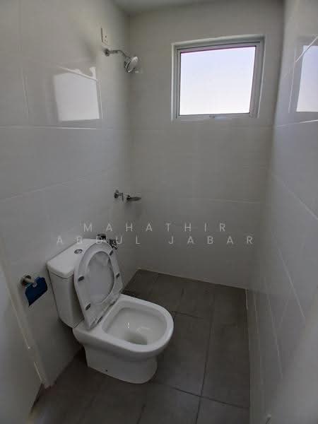 2-storey Terraced House for Sale in Semenyih (Selangor) - Mahathir Abdul Jabar - Bathroom - PropertyGuru.com.my