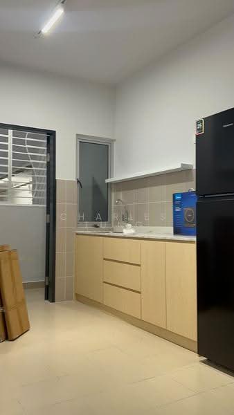 Pangsapuri untuk Disewa di Residensi Akasia Jubilee - Charles Tung - Kitchen - PropertyGuru.com.my