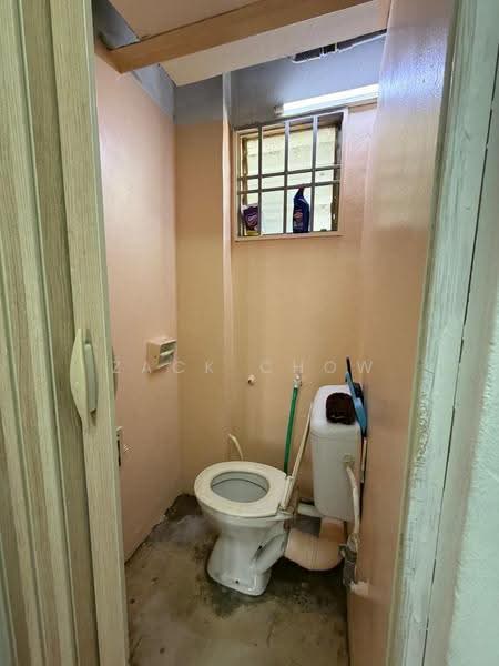 Flat for Sale at Flat Taman Pelangi Indah - Zack Chow - Bathroom - PropertyGuru.com.my