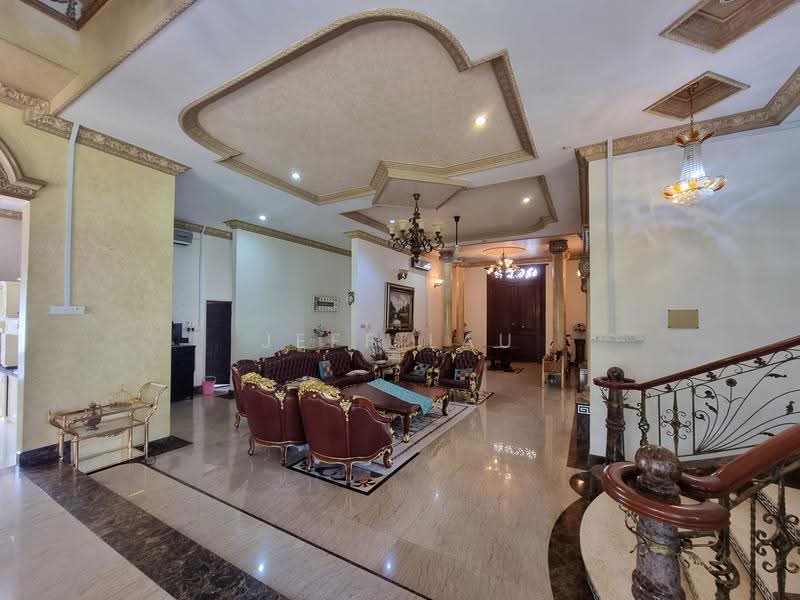 Bungalow House for Sale in Penang Golf Resort (Kepala Batas) - Jeff Lau - Living Room - PropertyGuru.com.my