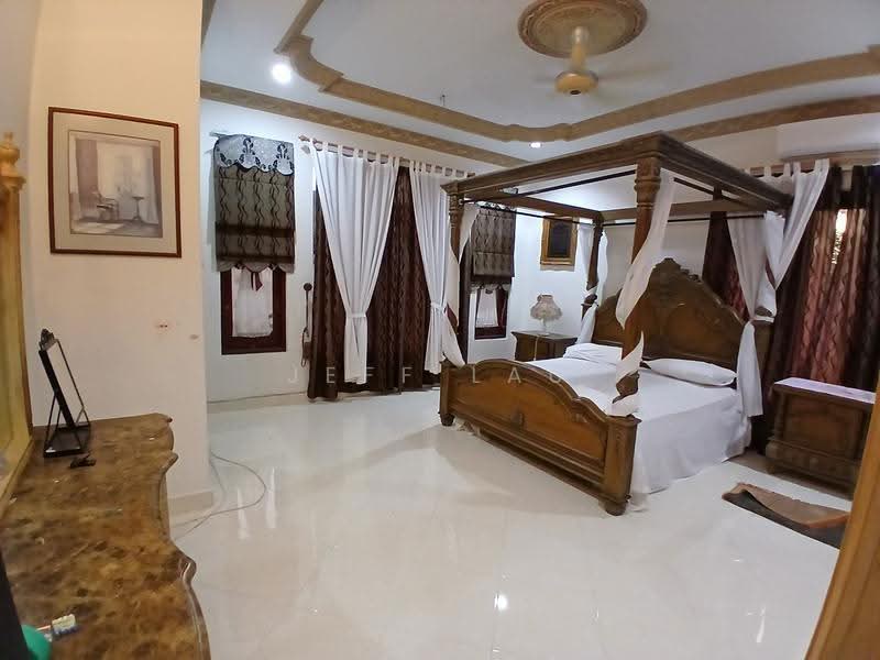 Bungalow House for Sale in Penang Golf Resort (Kepala Batas) - Jeff Lau - Bedroom - PropertyGuru.com.my