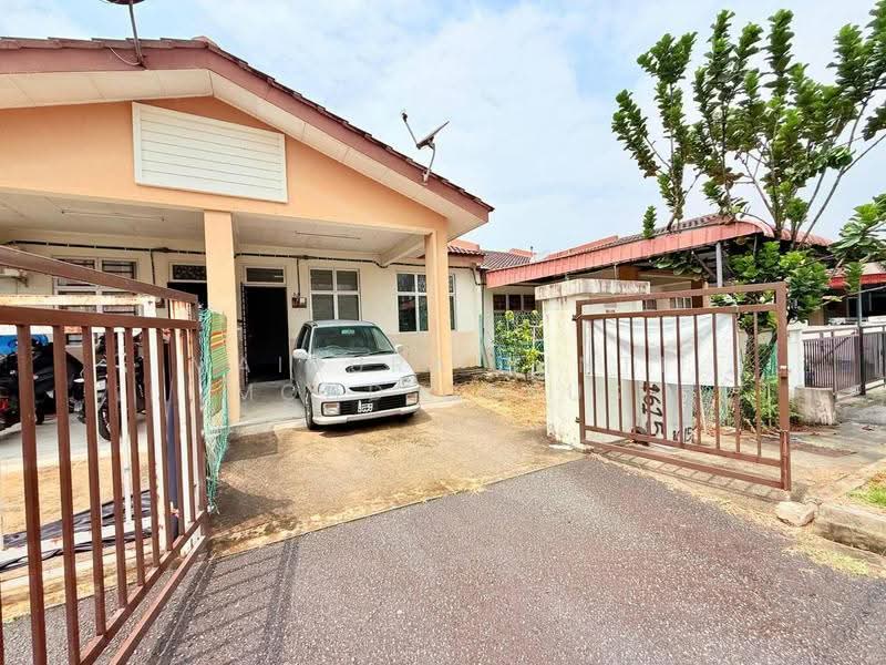 1-storey Terraced House for Sale in Senawang (Negeri Sembilan) - Maizura binti Mohd Darus - Exterior - PropertyGuru.com.my