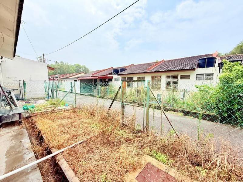 1-storey Terraced House for Sale in Senawang (Negeri Sembilan) - Maizura binti Mohd Darus - Exterior - PropertyGuru.com.my