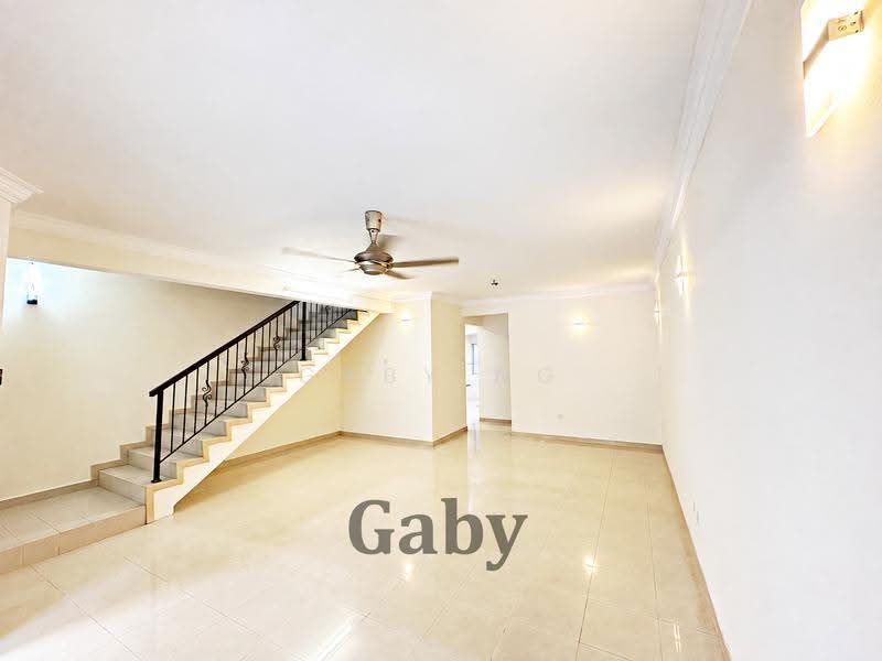 Rumah Teres 2-Tingkat untuk Dijual di Taman Seri Taming (Cheras) - Gaby Ng - Living Room - PropertyGuru.com.my