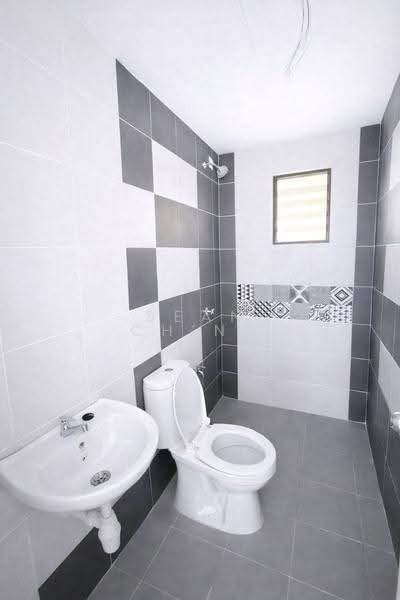 Service Residence for Rent at Residensi Mutiara Emas Kajang - Sean Ch’ng - Bathroom - PropertyGuru.com.my