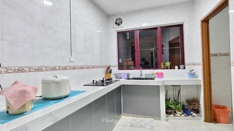 2-storey Terraced House for Sale in Bukit Rimau (Shah Alam) - Joseph Khoo - Kitchen - PropertyGuru.com.my