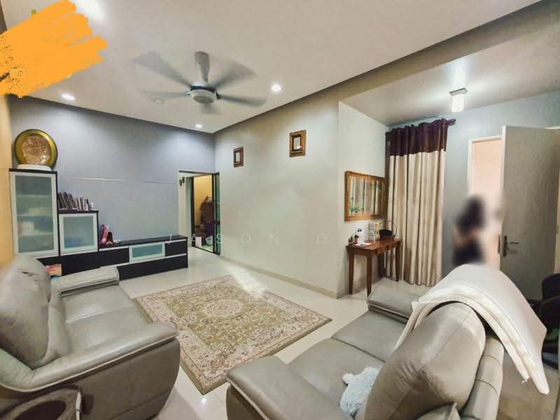 Rumah Teres 2-Tingkat untuk Dijual di Putra Heights (Subang Jaya) - Jason Ooi - Living Room - PropertyGuru.com.my