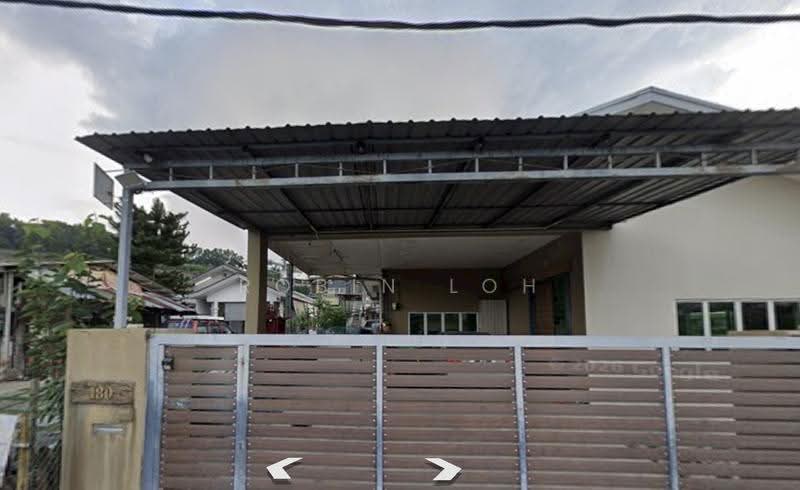 Rumah Teres 1-Tingkat untuk Dijual di Kampung Baru Salak Selatan (Salak South) - Robin Loh - Exterior - PropertyGuru.com.my
