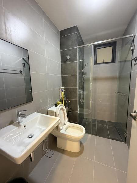 Service Residence for Rent at Sunway Belfield - Jacky Wan - Bathroom - PropertyGuru.com.my