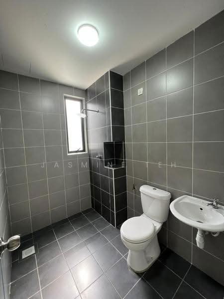 3-storey Terraced House for Rent in Bukit Mertajam (Penang) - Jasmine Teh - Bathroom - PropertyGuru.com.my