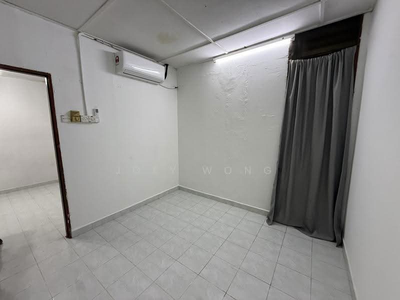 1-storey Terraced House for Rent in Bandar Kinrara Seksyen 1 (Bandar Kinrara) - Joey Wong - Interior - PropertyGuru.com.my