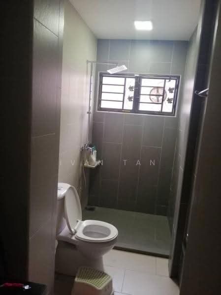 Rumah Teres 2.5-Tingkat untuk Dijual di Puchong (Selangor) - Ivan Tan - Bathroom - PropertyGuru.com.my