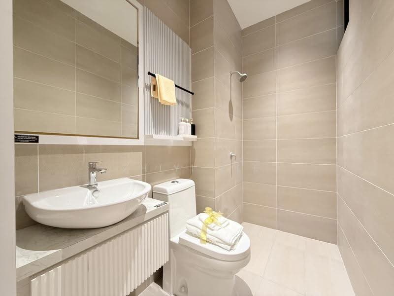 Service Residence for Sale at Permas Heights - Zhiyi Lee - Bathroom - PropertyGuru.com.my