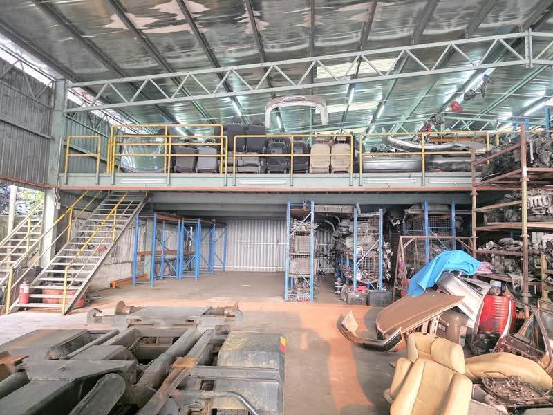 Warehouse for Rent in Bandar Pinggiran Subang (Shah Alam) - Frank Low - PropertyGuru.com.my