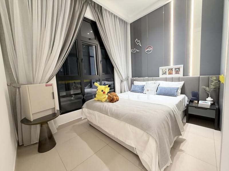Kediaman Servis untuk Dijual di Permas Heights - Zhiyi Lee - Bedroom - PropertyGuru.com.my