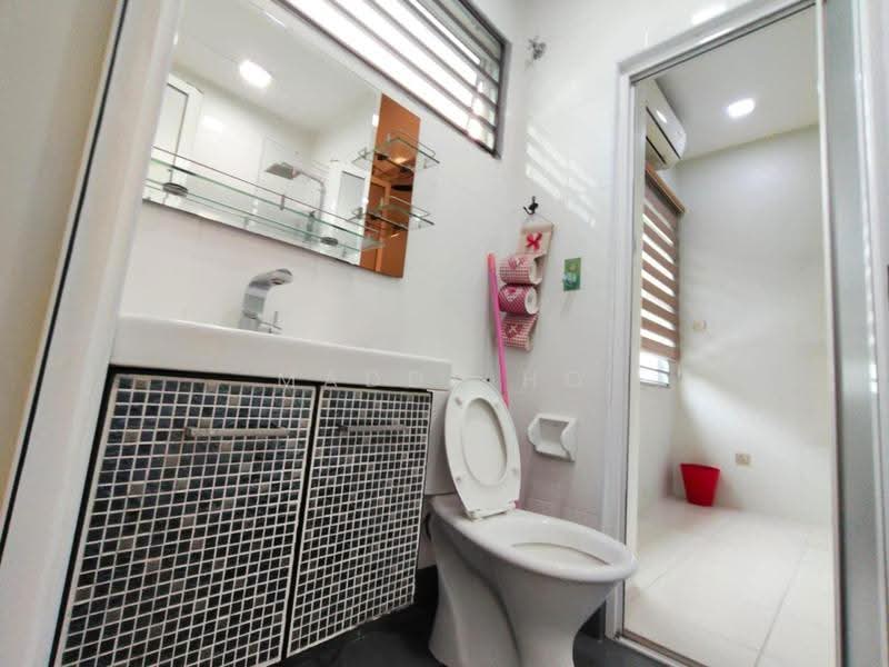 Rumah Teres 2.5-Tingkat untuk Dijual di Kajang (Selangor) - Maddy Ho - Bathroom - PropertyGuru.com.my