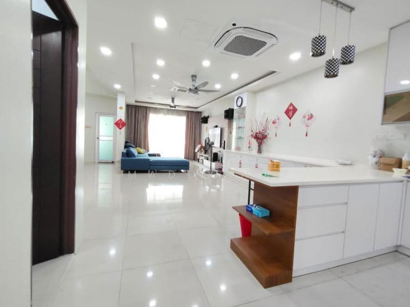 Rumah Teres 2.5-Tingkat untuk Dijual di Kajang (Selangor) - Maddy Ho - Living Room - PropertyGuru.com.my