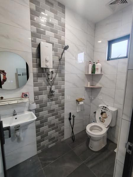 2-storey Terraced House for Sale in Taman Rinting (Masai) - Darren Ang - Bathroom - PropertyGuru.com.my