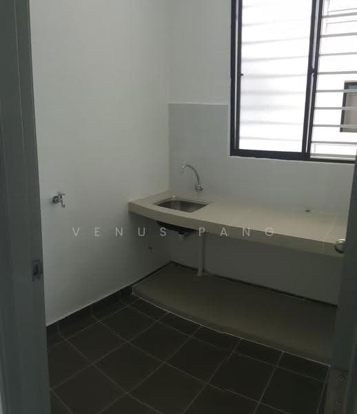 Kediaman Servis untuk Dijual di Metia Residence - Vindy Pang - Interior - PropertyGuru.com.my