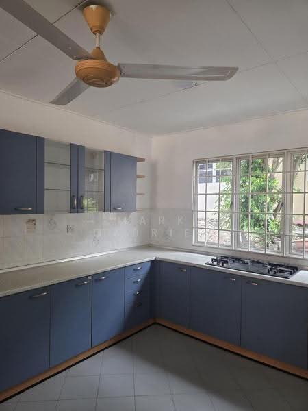 Rumah Teres 2-Tingkat untuk Disewa di Usj 20 (Subang Jaya) - Mark Gabriel - Kitchen - PropertyGuru.com.my