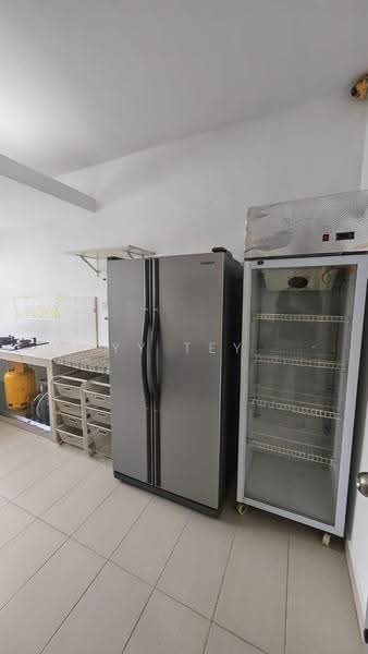Rumah Teres 1-Tingkat untuk Disewa di Taman Pelangi (Johor Bahru) - YY Tey - Kitchen - PropertyGuru.com.my