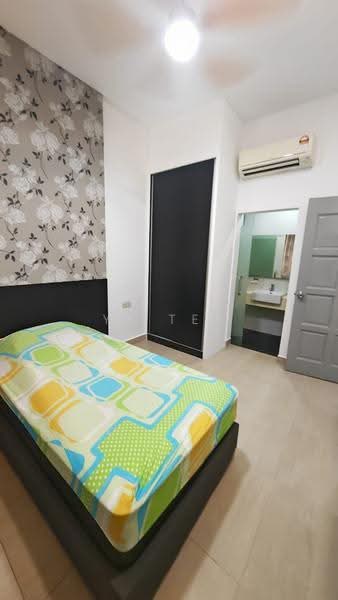 Rumah Teres 1-Tingkat untuk Disewa di Taman Pelangi (Johor Bahru) - YY Tey - Bedroom - PropertyGuru.com.my