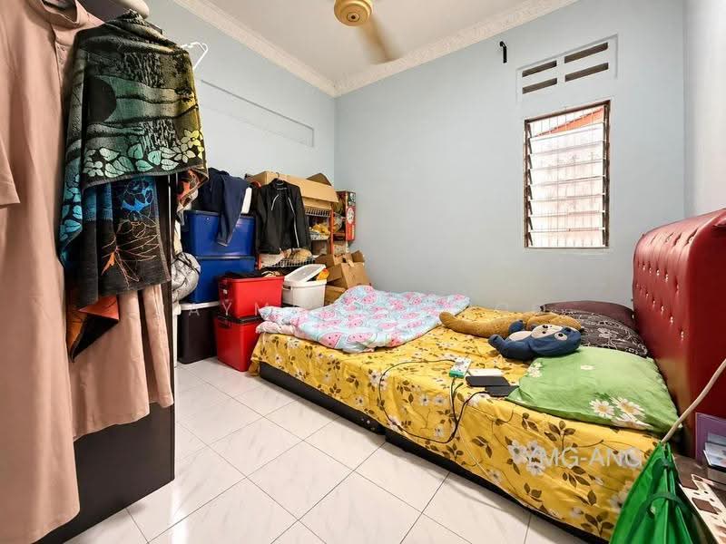 Rumah Teres 1-Tingkat untuk Dijual di Kampung Jawa (Klang) - Raymond Choo - Bedroom - PropertyGuru.com.my