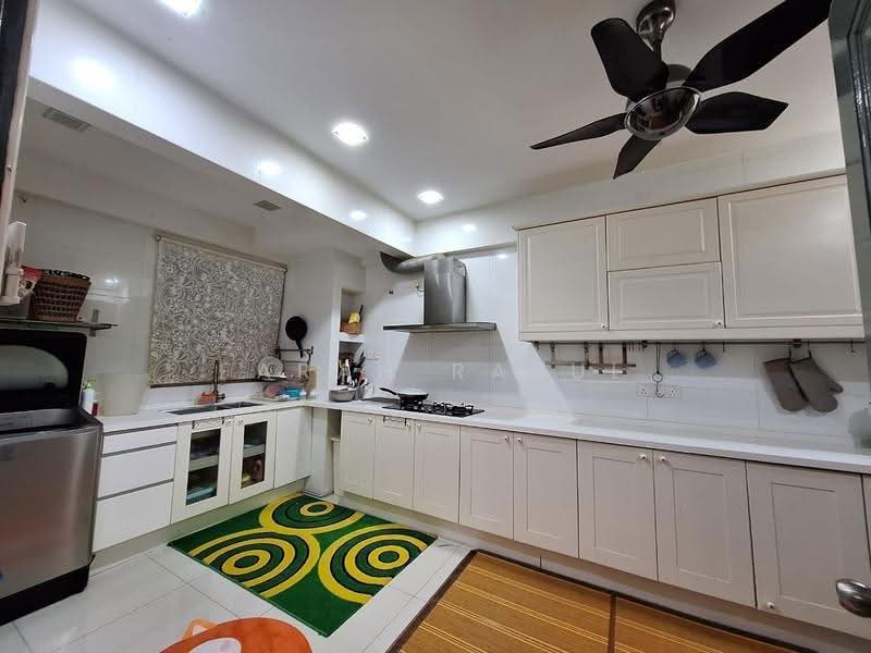 Condominium for Sale at Tiara Kelana - Farah Rasul - Kitchen - PropertyGuru.com.my