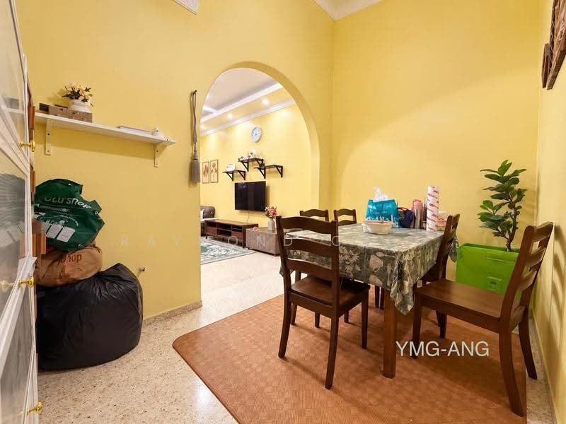 Rumah Teres 1-Tingkat untuk Dijual di Taman Maznah (Klang) - Raymond Choo - Dining Room - PropertyGuru.com.my