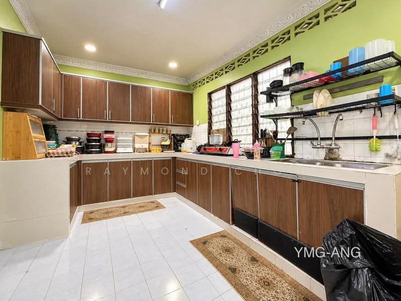 Rumah Teres 1-Tingkat untuk Dijual di Taman Maznah (Klang) - Raymond Choo - Kitchen - PropertyGuru.com.my