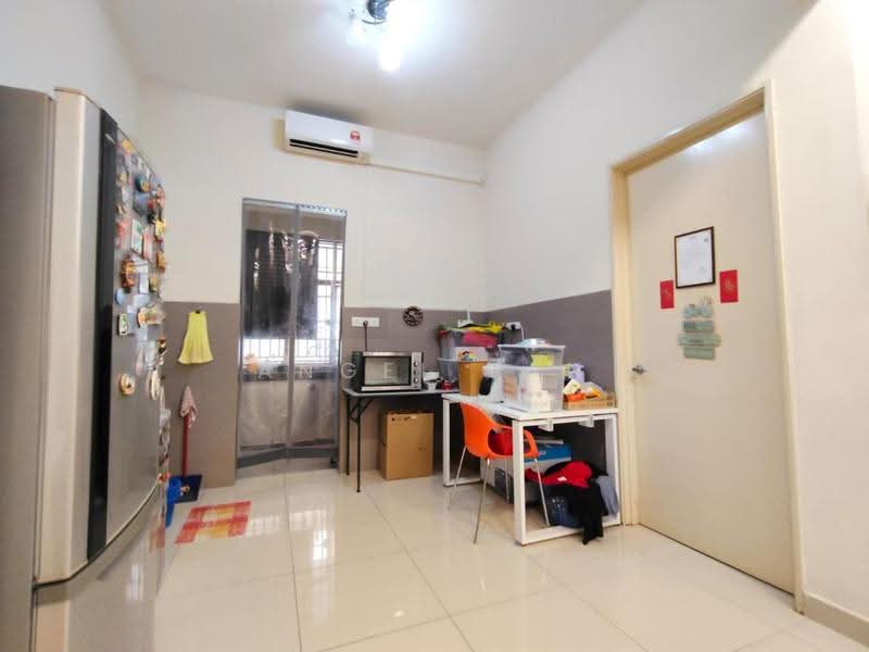 2-storey Terraced House for Sale in 16 Sierra (Puchong) - Angel Tan - Kitchen - PropertyGuru.com.my