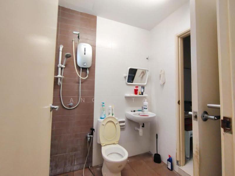2-storey Terraced House for Sale in 16 Sierra (Puchong) - Angel Tan - Bathroom - PropertyGuru.com.my