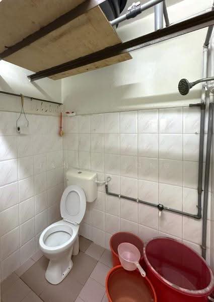 Terraced House for Sale in Taman Damai Jaya (Skudai) - Janlly Jong - Bathroom - PropertyGuru.com.my