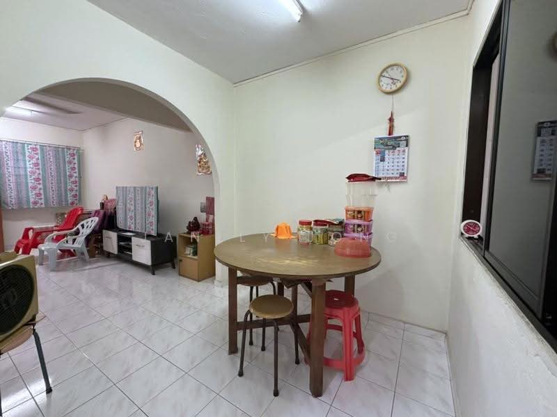 Terraced House for Sale in Taman Damai Jaya (Skudai) - Janlly Jong - Living Room - PropertyGuru.com.my
