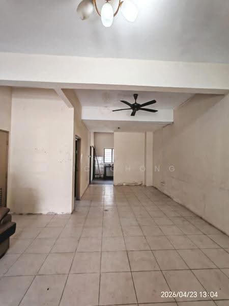 Rumah Teres 2-Tingkat untuk Dijual di Taman Jasper Jaya (Seremban) - Eric Chong - Living Room - PropertyGuru.com.my