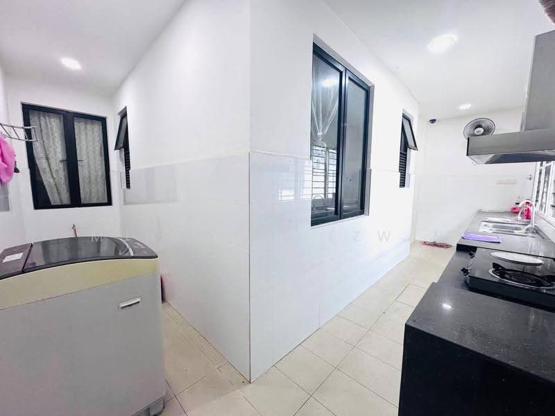Terraced House for Sale in Alam Impian (Shah Alam) - Muhammad Ezwan - Kitchen - PropertyGuru.com.my