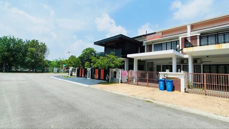 Terraced House for Sale in Alam Impian (Shah Alam) - Muhammad Ezwan - Exterior - PropertyGuru.com.my