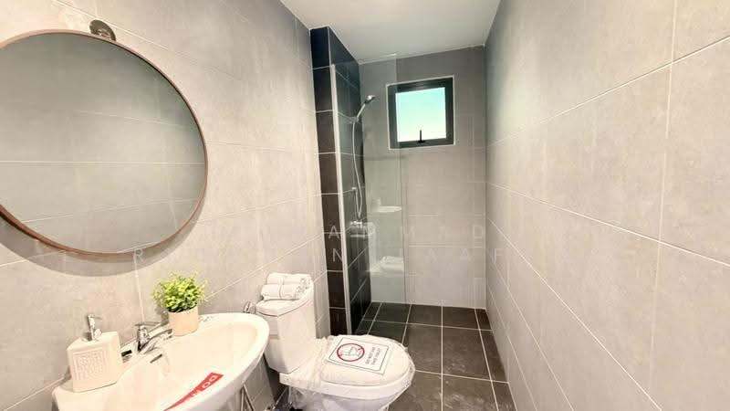 Condominium for Sale at Vista Bayu Condominium @ Sg. Ramal - Muhammad Ridhuan Jaafar - Bathroom - PropertyGuru.com.my