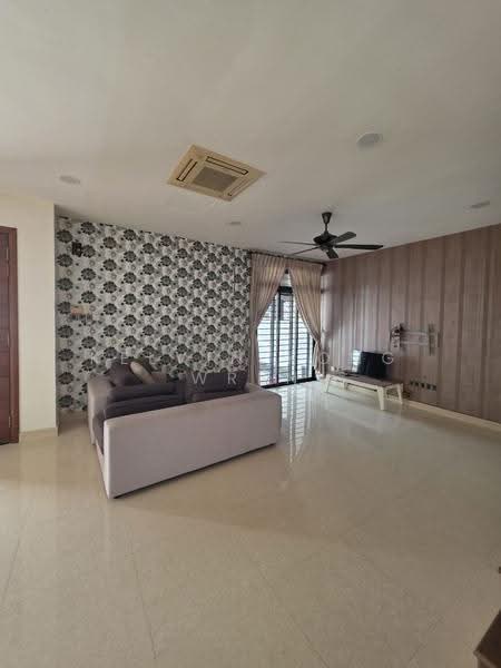 Semi-Detached House for Sale in Taman Perling (Perling) - Kelvin Kong Wren - Living Room - PropertyGuru.com.my