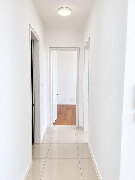Condominium for Rent at The Maple Residences - Jesslyn Loh - Corridor - PropertyGuru.com.my