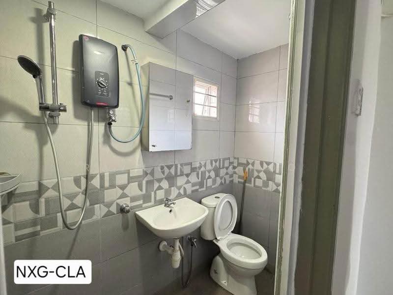 2-storey Terraced House for Sale in Taman Klang Jaya (Klang) - Raymond Choo - Bathroom - PropertyGuru.com.my