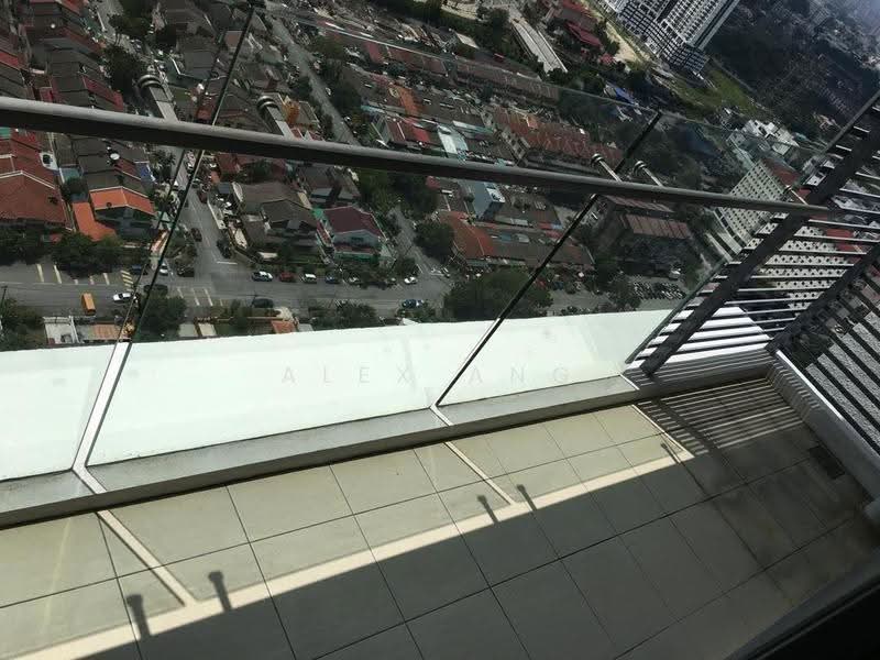 Kediaman Servis untuk Disewa di United Point (Residensi Berpadu) - Alex Ang - Balcony - PropertyGuru.com.my