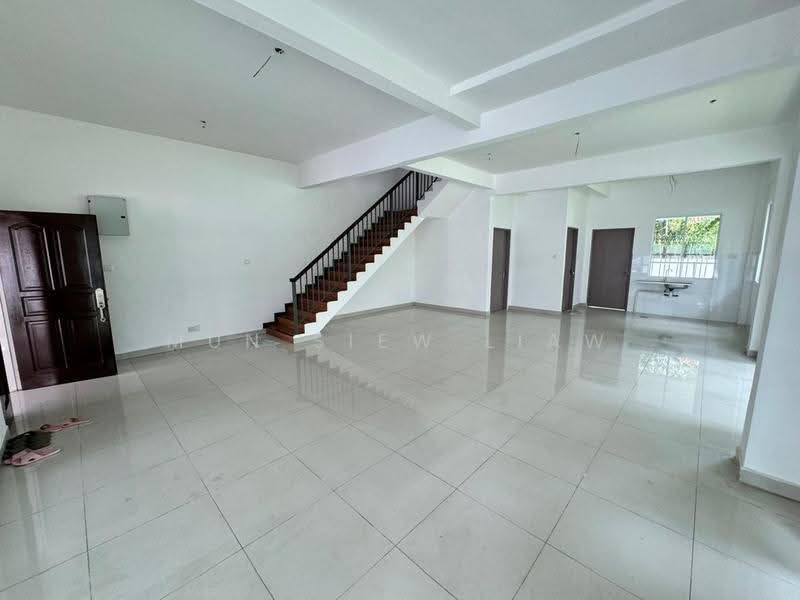 2.5-storey Terraced House for Sale in Kota Kinabalu (Sabah) - Mun Siew Liaw - Living Room - PropertyGuru.com.my