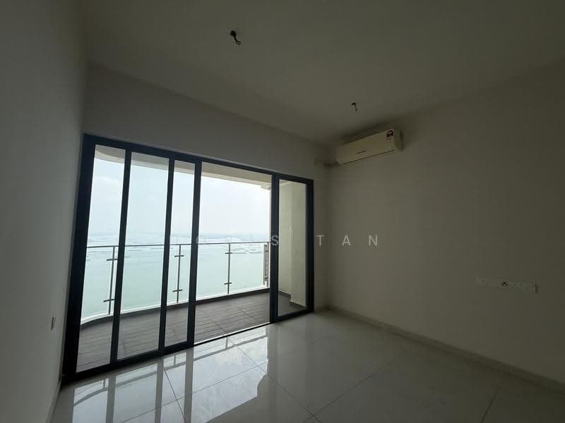 Kondominium untuk Dijual di Kings Bay @ Country Garden Danga Bay - Doris Tan - Balcony - PropertyGuru.com.my