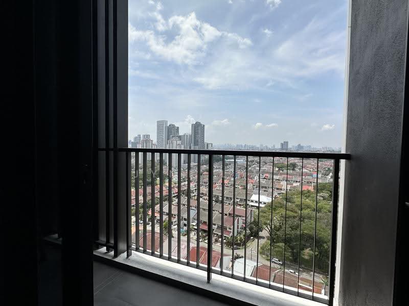 Kediaman Servis untuk Disewa di The Mate @ Damansara Jaya - Jyne Lim - Balcony - PropertyGuru.com.my