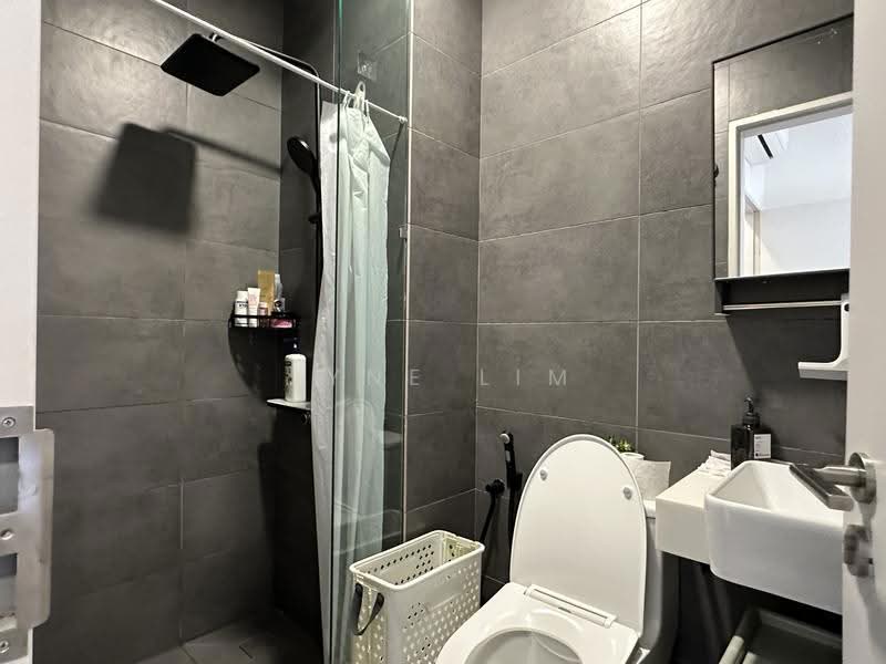 Kediaman Servis untuk Disewa di The Mate @ Damansara Jaya - Jyne Lim - Bathroom - PropertyGuru.com.my