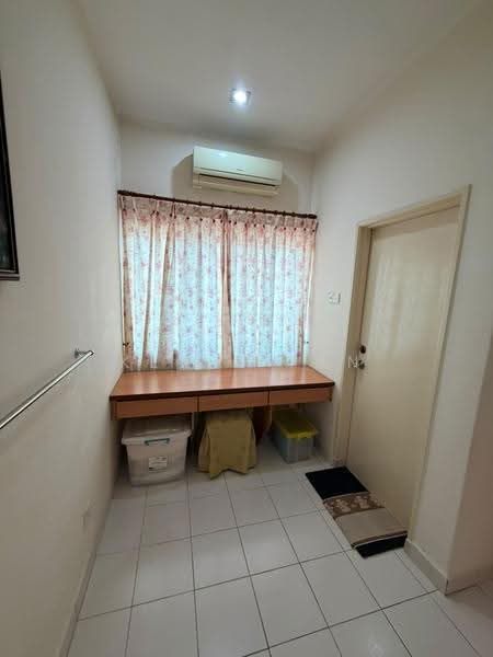Terraced House for Sale in Puchong (Selangor) - Kevin Tan - Study - PropertyGuru.com.my