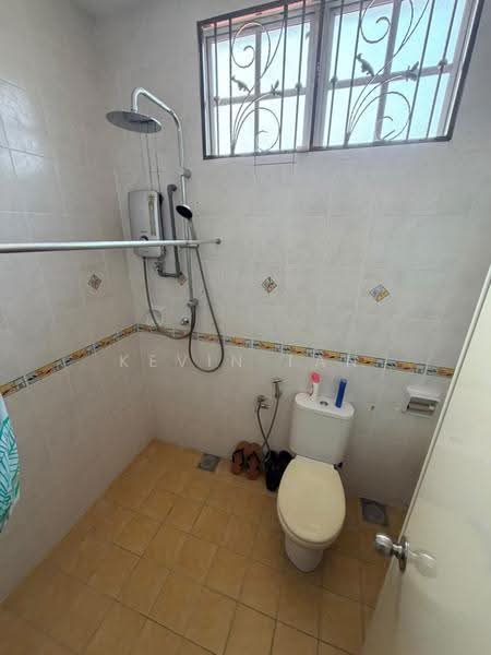 Terraced House for Sale in Puchong (Selangor) - Kevin Tan - Bathroom - PropertyGuru.com.my