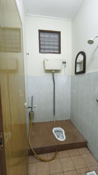 1-storey Terraced House for Sale in Seremban (Negeri Sembilan) - Nurul Ain Mohd Razali - Bathroom - PropertyGuru.com.my